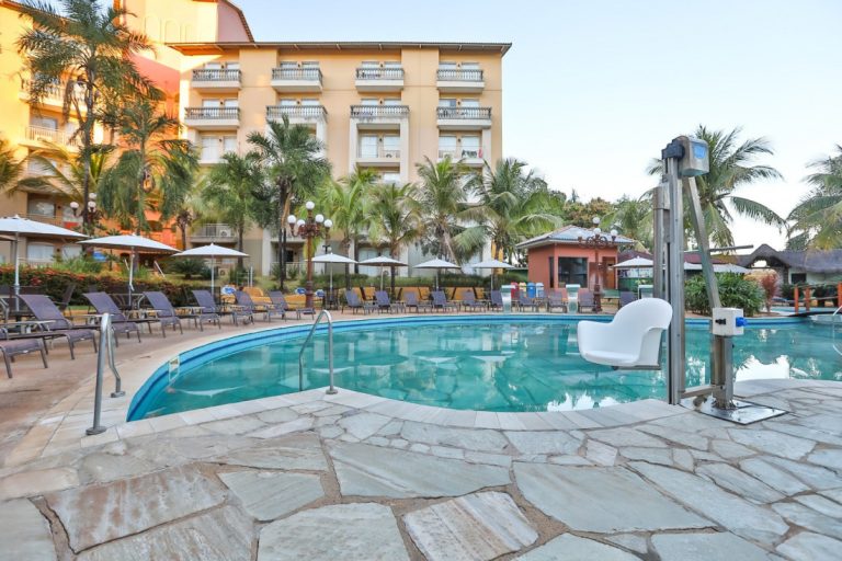 15698633975d9236e55fa6e055685395