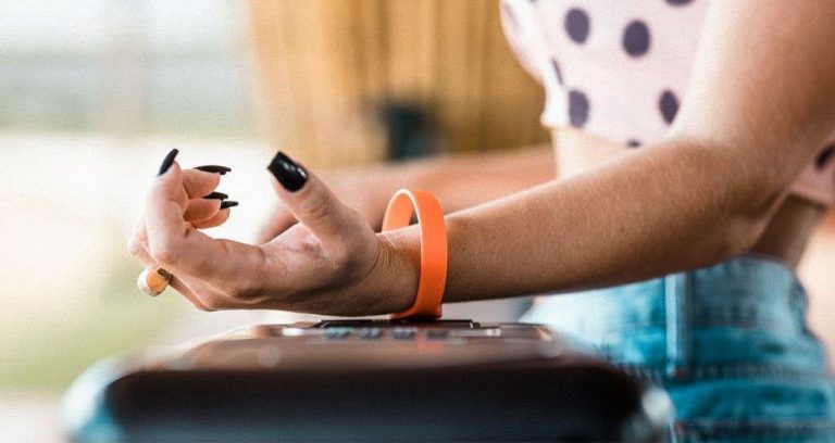 15706269455d9ddd8188ab8449388550